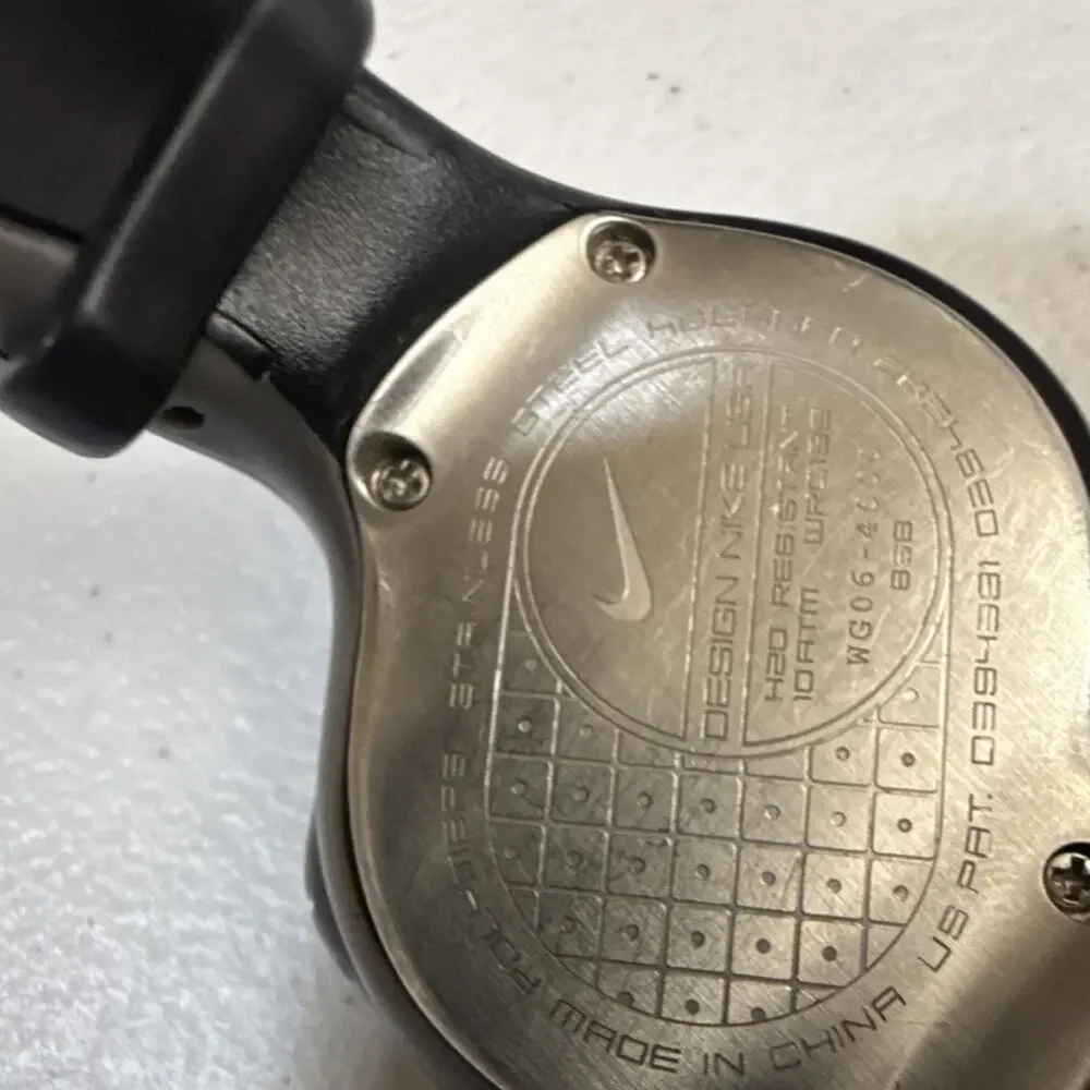 RARE VINTAGE NIKE TRIAX FURY 100 LAP BLACK AND GREY SPORTSWATCH NEW BATTERY(B19)
